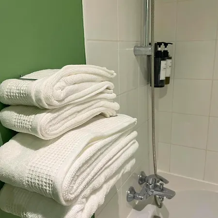 Boudoir - Clim-wifi-twin-gare Lourdes